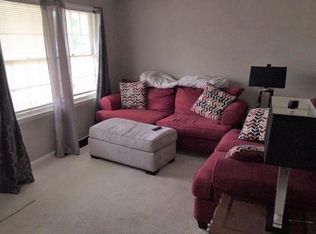 3827 Cumberland Rd, Fayetteville, NC 28306