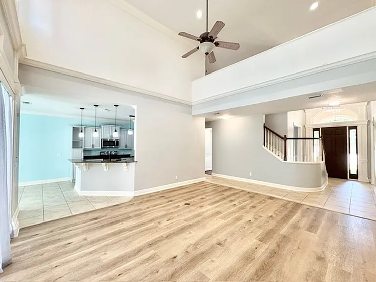 603 Buckeye Ct — Photo 14
