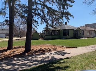 123 11th Ave N, Hopkins, MN 55343