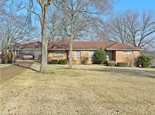 303 Shepherd Hills Dr, Madison, TN 37115