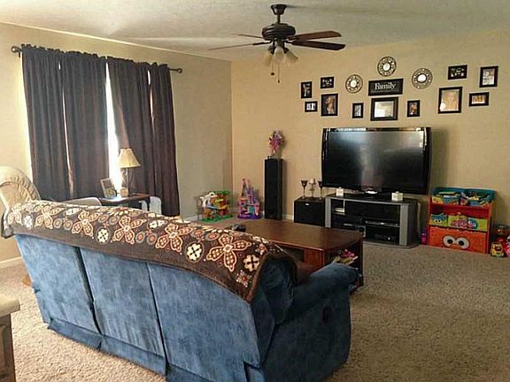 3rd image of 602 Dunn Ave