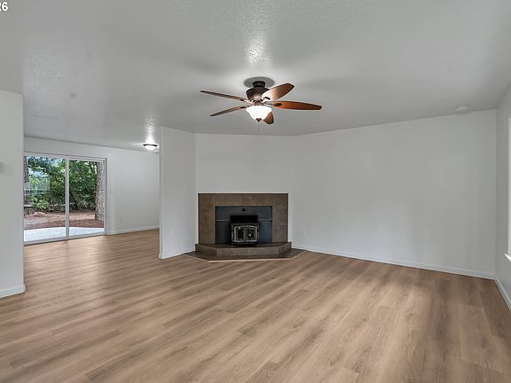 4th image of 2340 SE 113th Ave