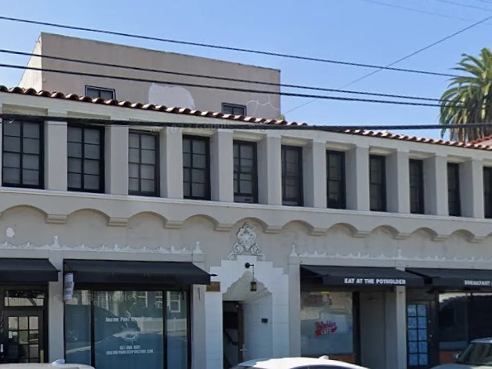 3700 E Broadway
