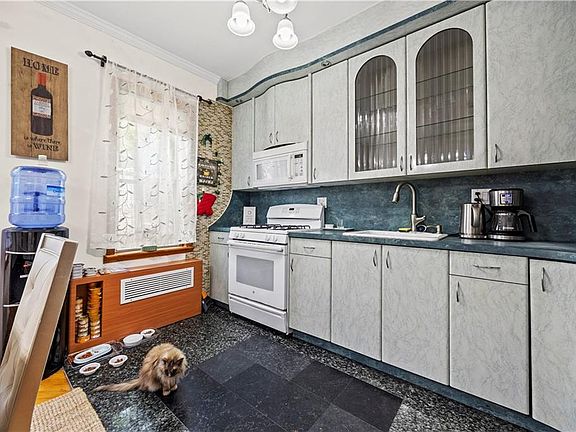5th image of 2028 E 34th St