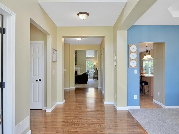 3rd image of 1472 Windy Oak Way