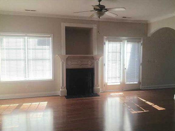 5th image of 268 Blackwood Pl SE