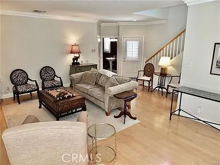 1566 Plymouth Ln — Photo 6