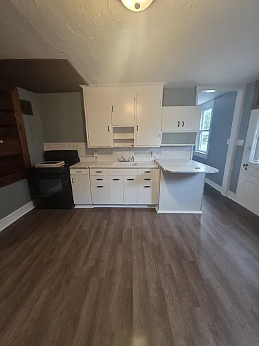 504 Broadway Photo 1