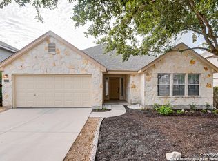 215 Rock Springs Dr, New Braunfels, TX 78130