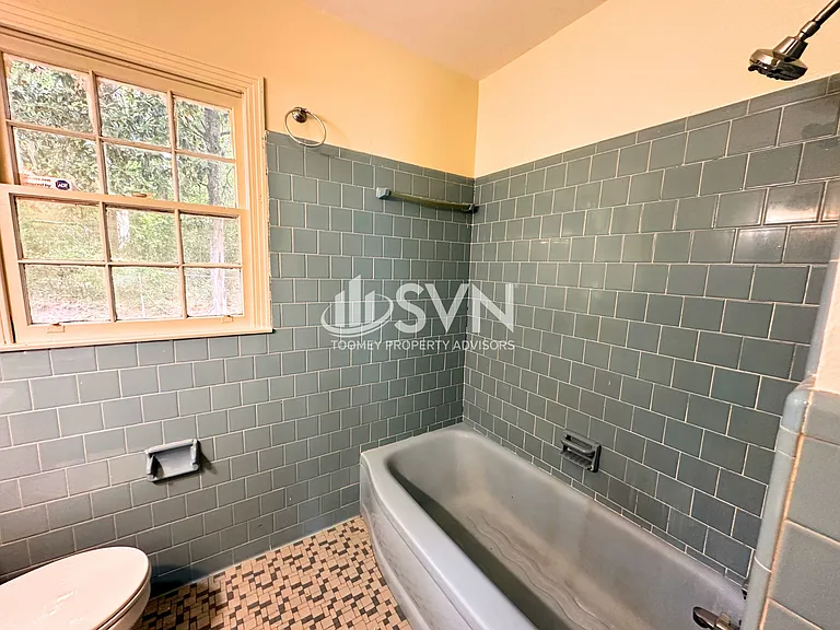 5452 Ardell Dr — Photo 12