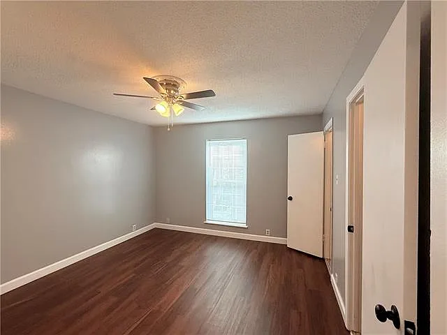 6320 Riverside Dr #233 — Photo 9