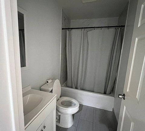 5th image of 7758 Apperson St