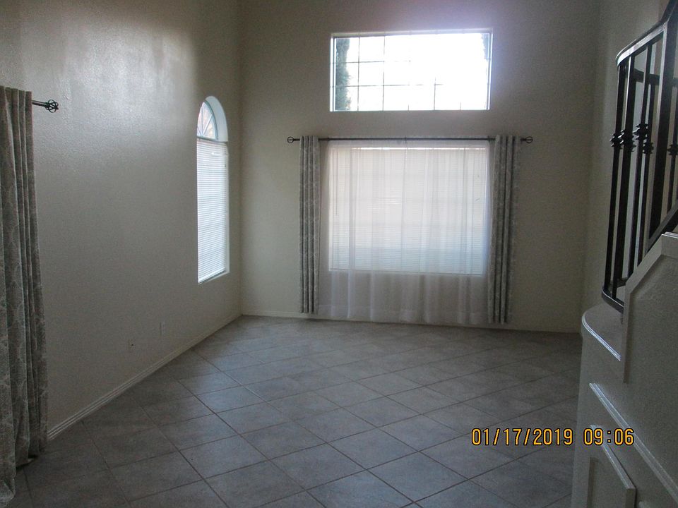 1st image of 375 E Braddock Dr