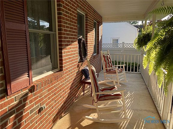2nd image of 203 Ella St