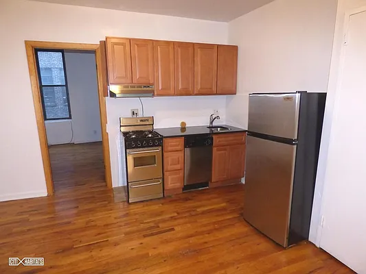 Rented by Citi Habitats | media 38