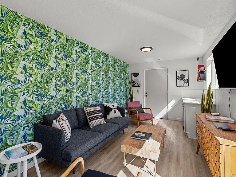 Oasis at 2600 — Photo 16
