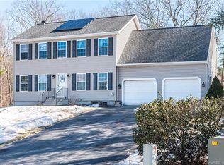 46 Deerwood Dr, Killingly, CT 06239