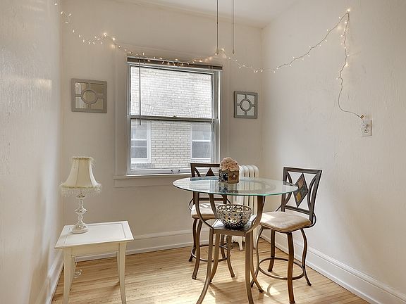 5th image of 204 Western Ave N APT 102