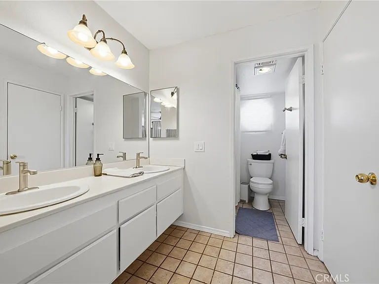 1505 Canterbury Cir — Photo 34