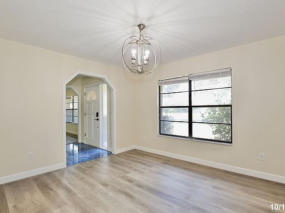 4th image of 3297 Majestic Oak Dr