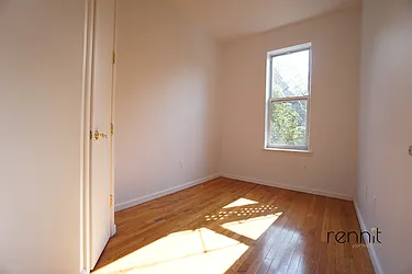 Rented by Rennit Inc.