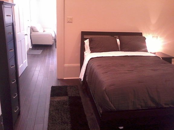 3rd image of 1529 Jackson Ave #6