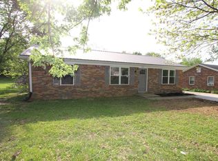 1036 Terri Ln, Lawrenceburg, KY 40342