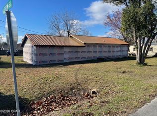 5012 Lake Dr, Panama City, FL 32404