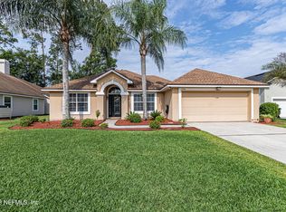 1568 Lakeway Dr, Fleming Island, FL 32003