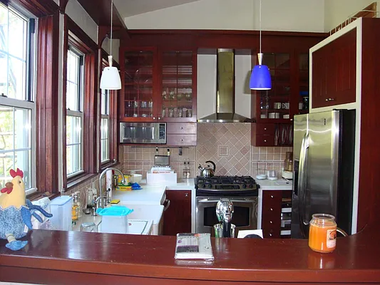 Rented by Carroll Gardens Realty | media 22