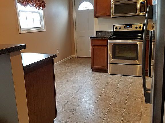3rd image of 4406 Kensington Ave