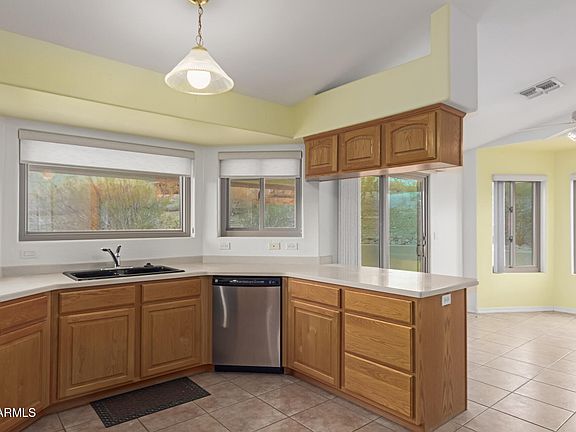 5th image of 16028 N NYACK Drive