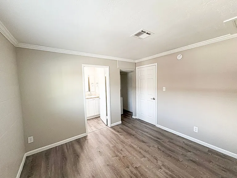 Highland Villa — Photo 20