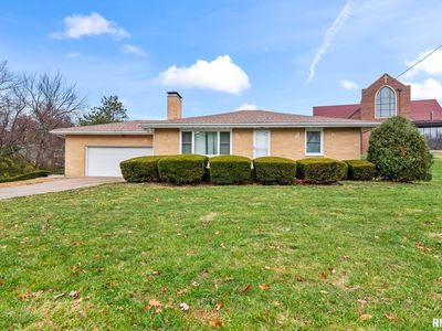 2491 W Washington St, Springfield, IL, 62702