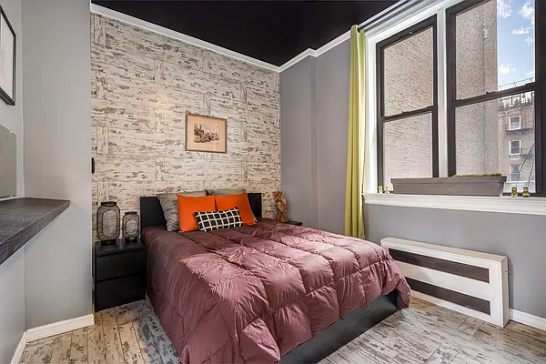 Rented by Compass | media 12