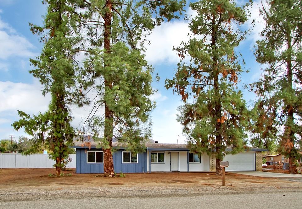 1st image of 26624 Amanda Ave