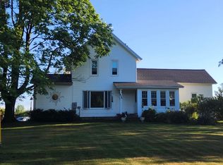 6607 114th Ave, Fennville, MI 49408