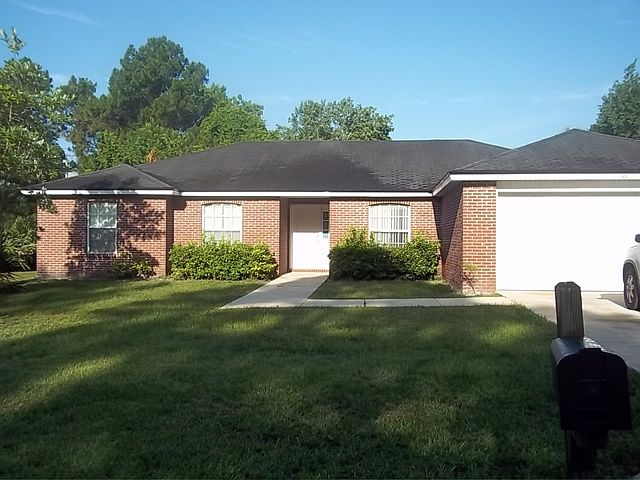 1st image of 199 Pine Grove Dr