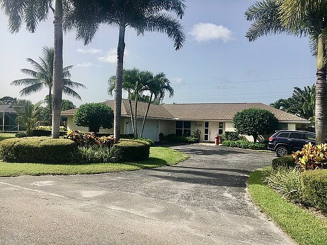 1st image of 96 River Dr