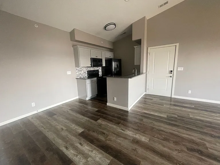 325 Majestic Dr #339 — Photo 13