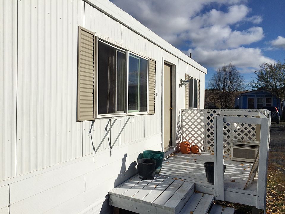2nd image of 1751 N Polk Ext Trailer 41