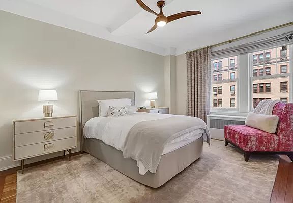 4th image of 588 W End Ave APT 12B