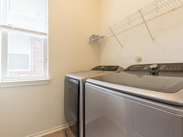 3638 Sumantra Clf — Photo 40