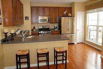 5th image of 159 Hudson Dr
