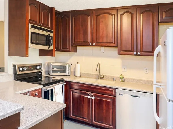 95-273 Waikalani Dr APT D905, Mililani, HI 96789