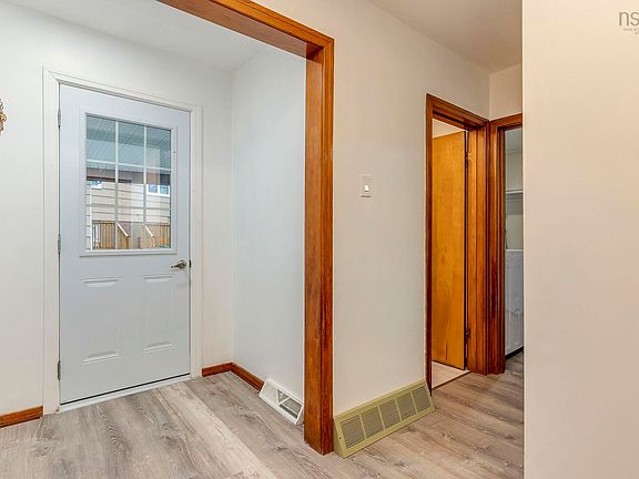 3rd image of 7 Palisade Pl