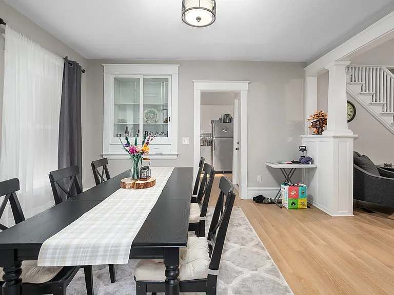 601 Pettibone Ave NW — Photo 8
