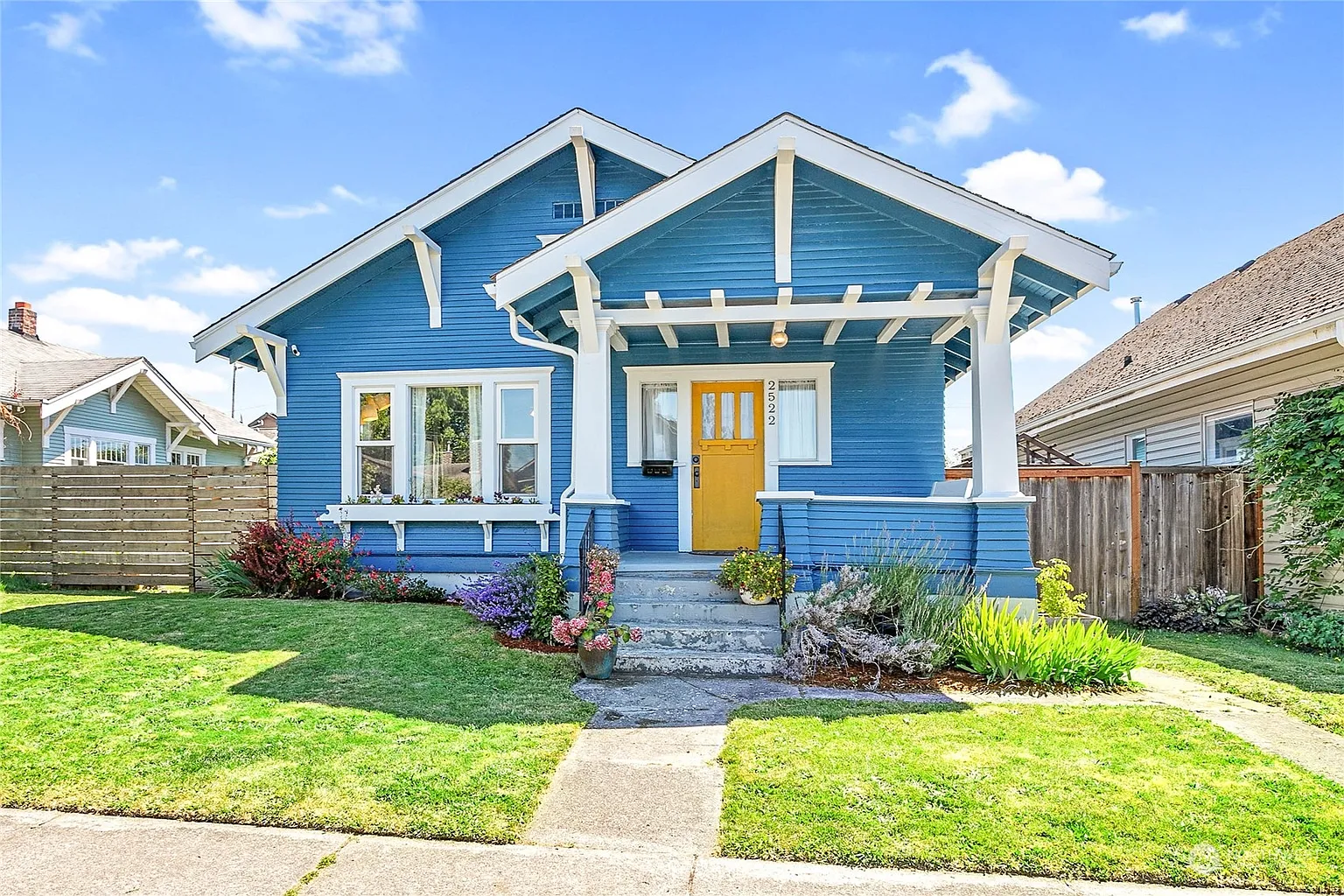 2522 Elm Street photo 1