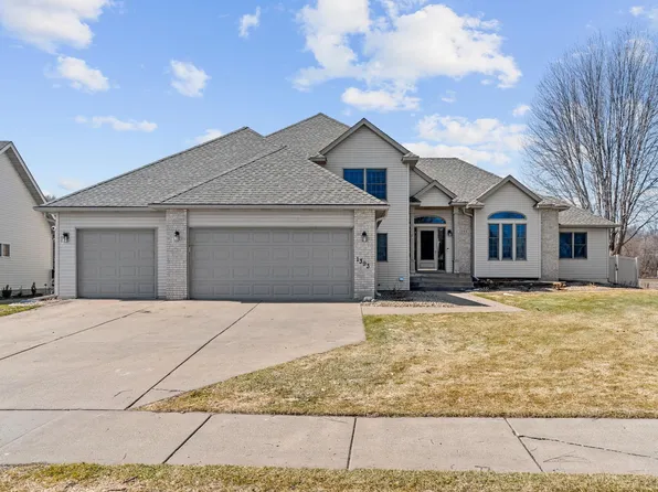 1393 Jefferson St, Hastings, MN 55033