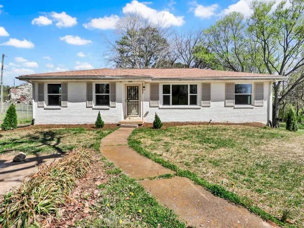 1104 Irving Ln, Clarksville, TN 37040